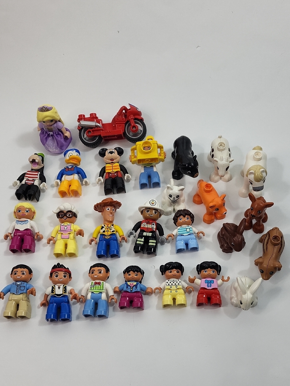 Lego Duplo Mixed Figures Lot 26 PCS